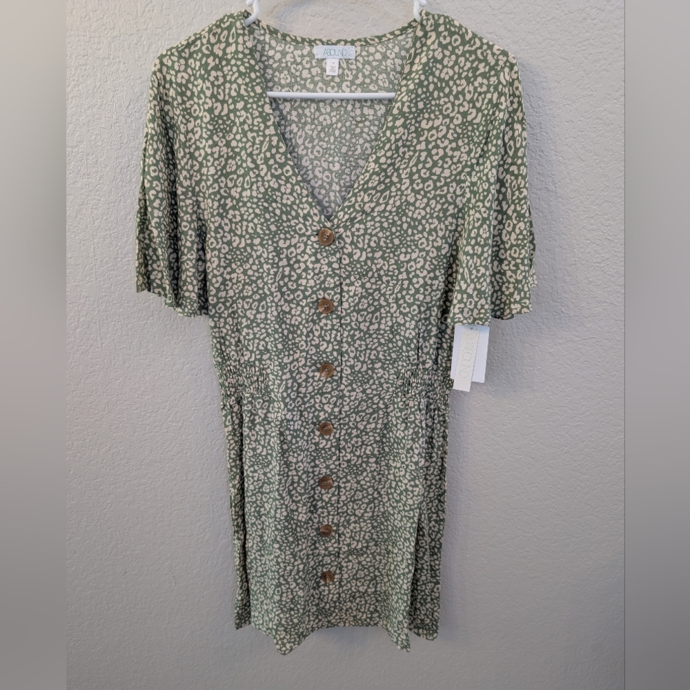 Abound Olive Green Patterned Button Down Dress Size Medium NEW